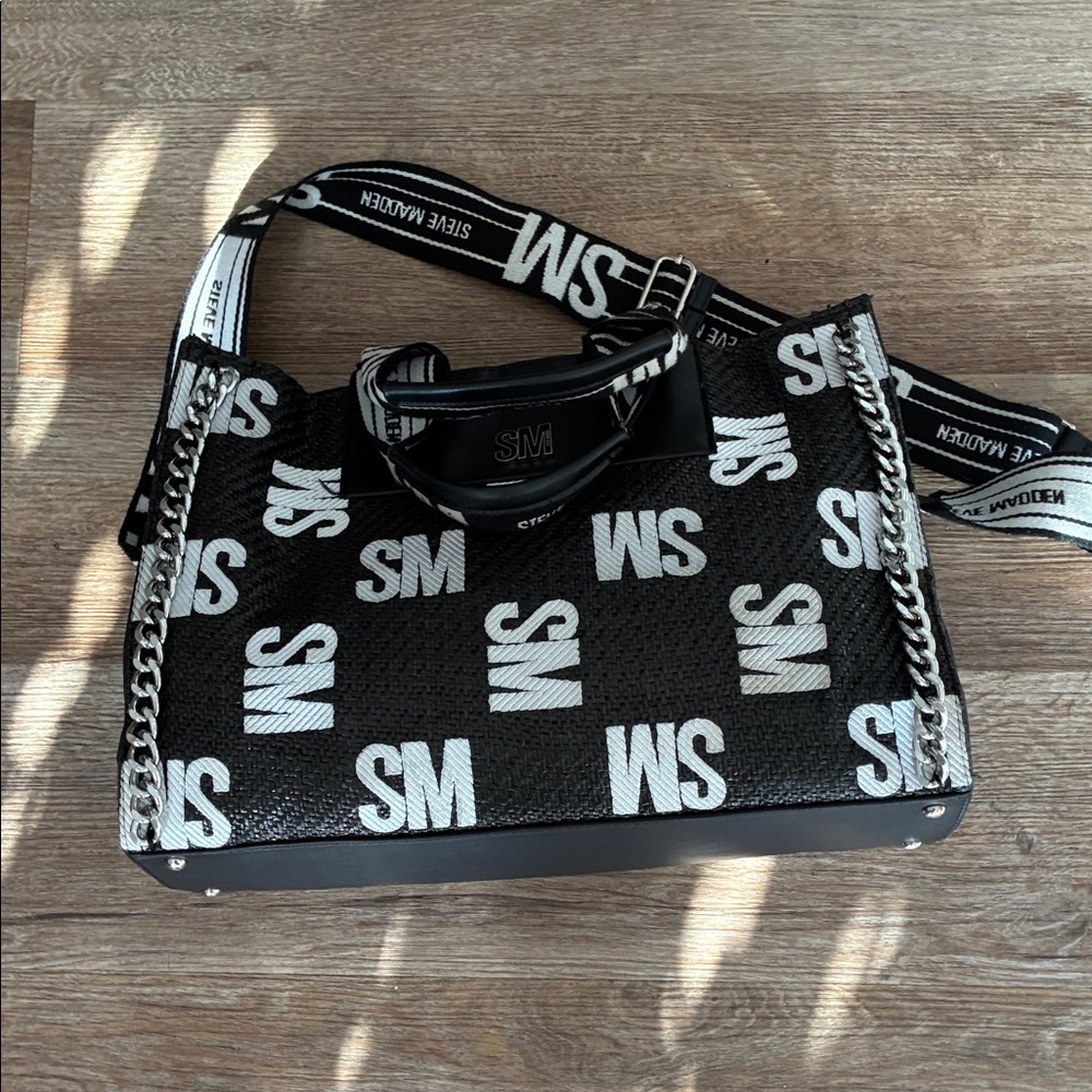 Steve Madden woven tote - Picture 5 of 10